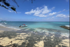 Grand-Turk-boat